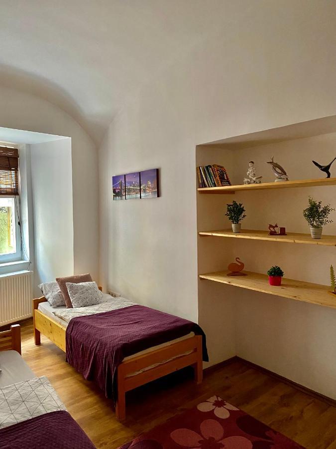Appartamento Grande Familia Apartman Eger Esterno foto